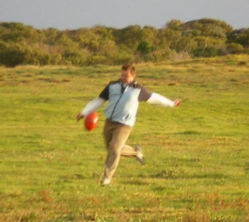 Dee_kicks.JPG