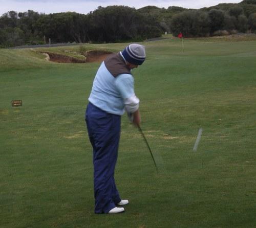 Dee_on_9th_fairway.JPG